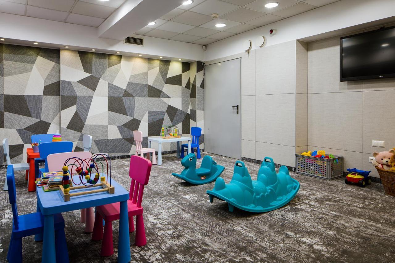 Hotel Centrum Business Красков Екстериор снимка