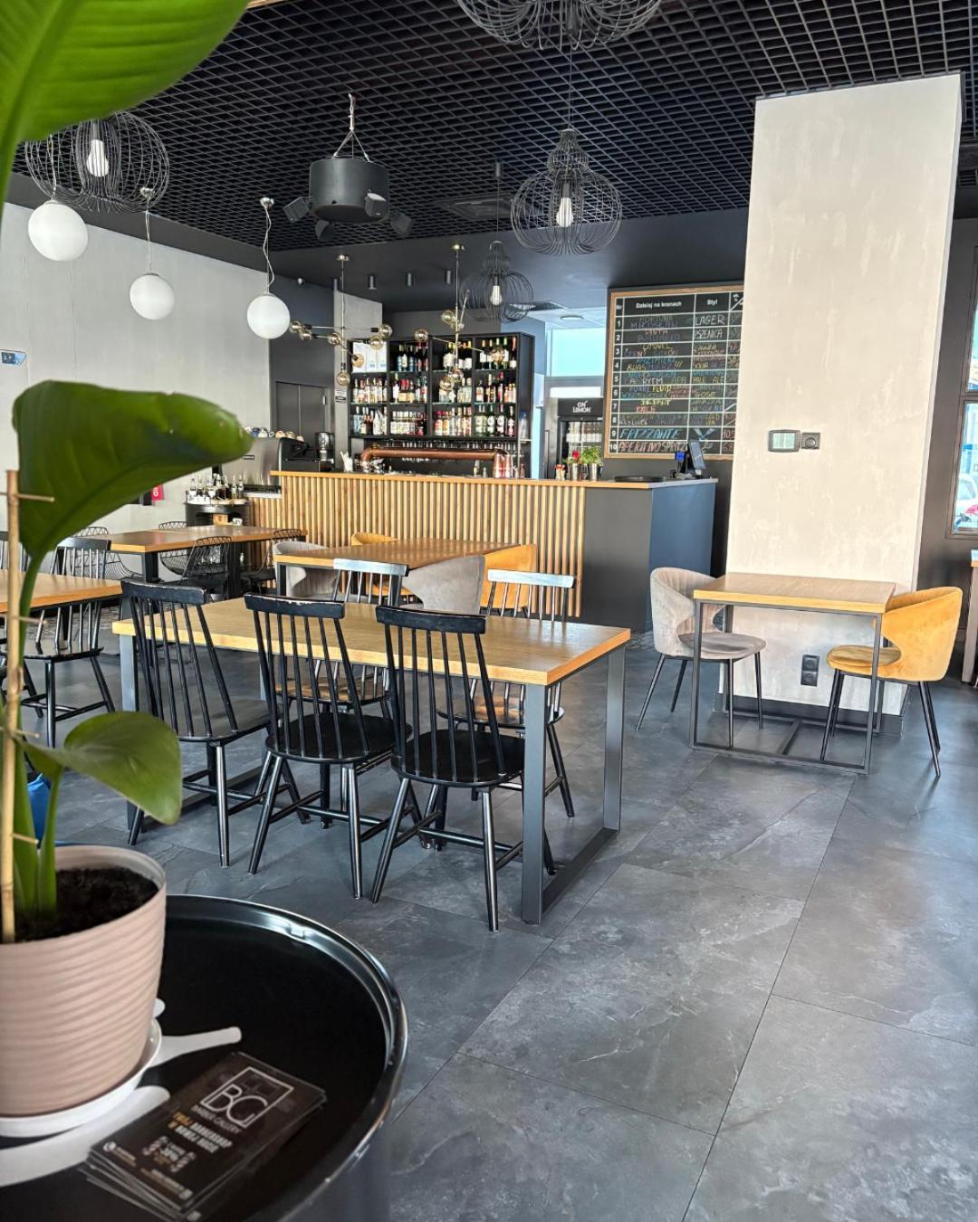 Hotel Centrum Business Красков Екстериор снимка